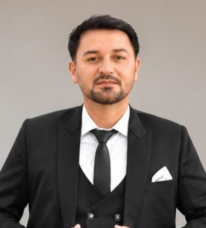 Ahmad Ali — Senior Clinical Psychologist